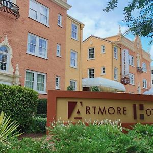 Artmore Hotel